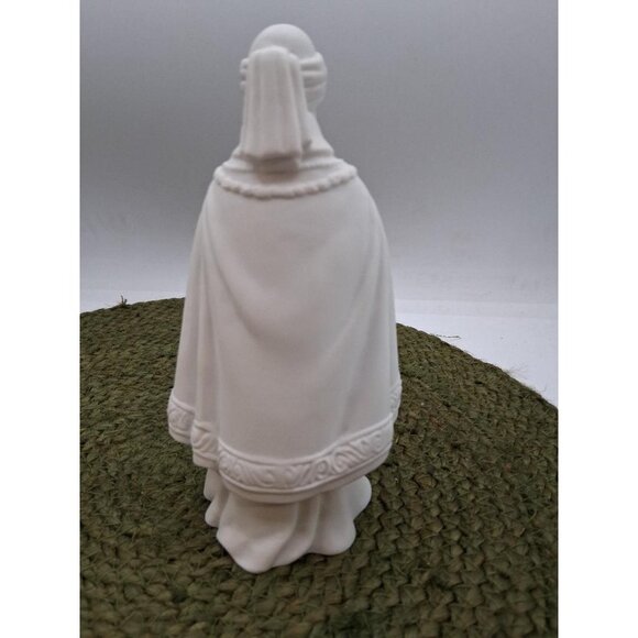 Avon Nativity Collectibles The Magi Balthasar Porcelain Figurine 1982 Christmas - Picture 2 of 6